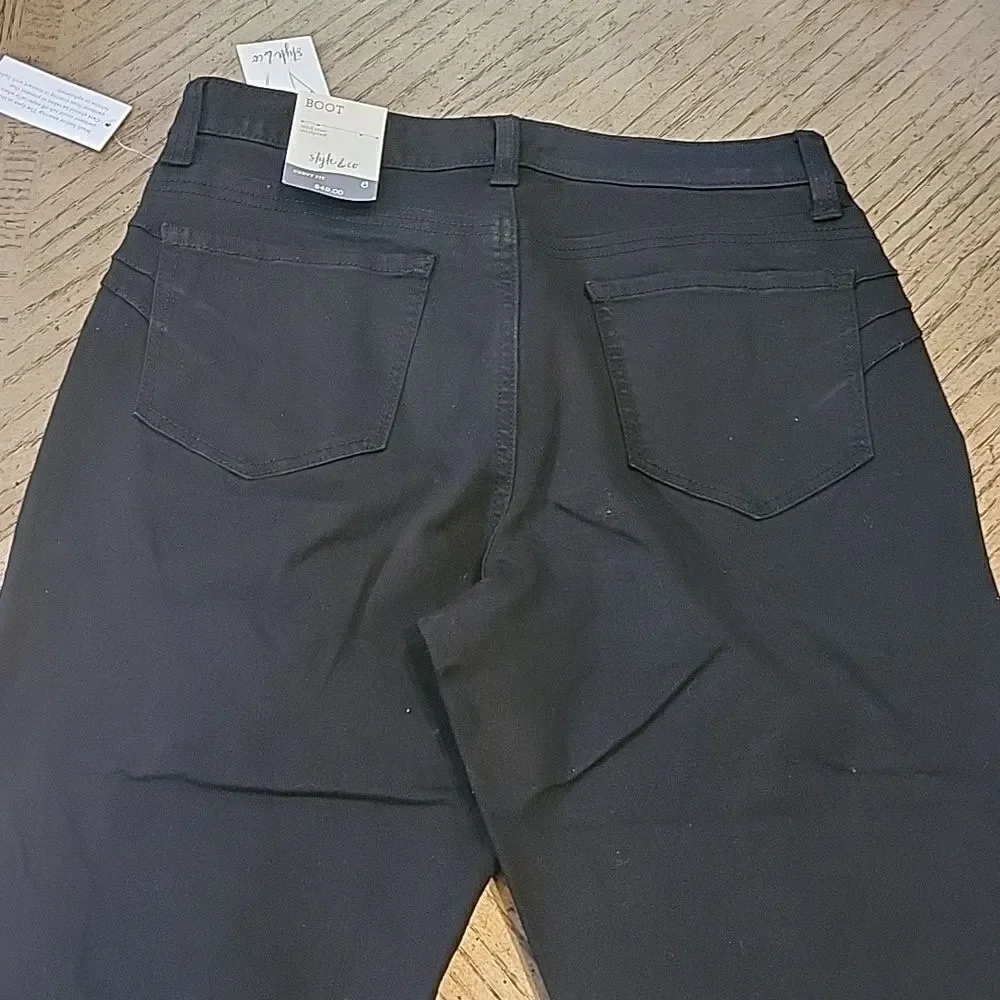 Black curvy boot cut jeans size 6 NWT Style & Co Power Sculpt